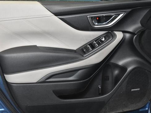 Used 2023 Subaru Forester Limited image 4