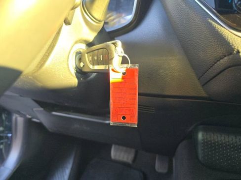 Used 2021 Toyota Corolla SE image 29