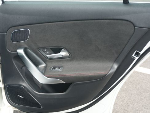 Used 2021 Mercedes-Benz A 220 4MATIC image 27