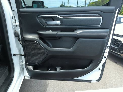 Used 2022 RAM 1500 Big Horn AWD/4WD image 30