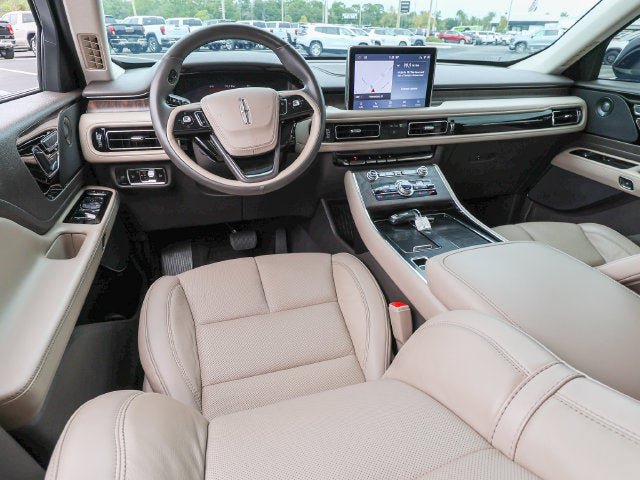 Used 2023 Lincoln Aviator Reserve RWD image 16