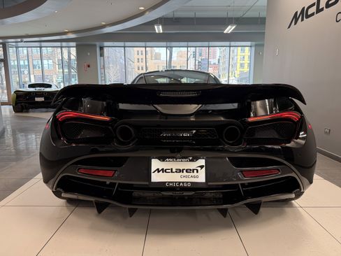 Used 2019 McLaren 720S RWD image 2