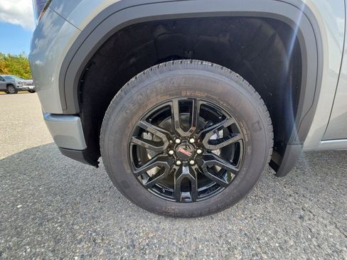 New 2026 GMC Sierra 1500 Elevation image 70