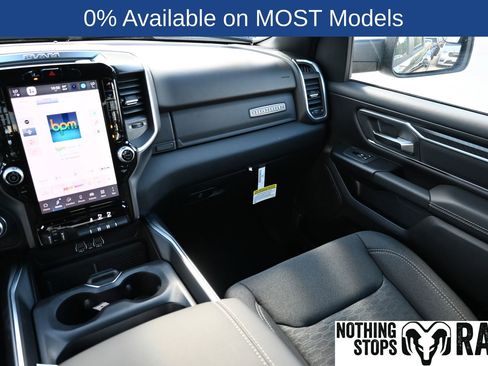 New 2026 RAM 1500 4x4 Crew Cab image 17