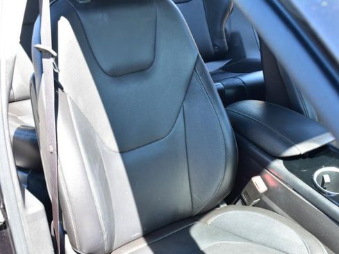 Used 2013 Ford Fusion Energi Titanium w/ Driver Assist Pkg FWD image 10