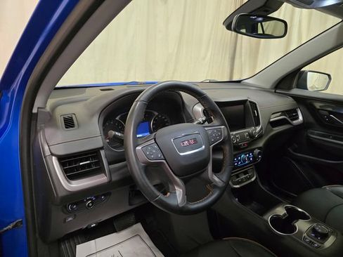 Used 2024 GMC Terrain AT4 AWD/4WD image 16