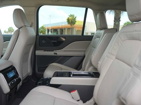 Used 2024 Lincoln Aviator Reserve w/ Equipment Group 201A RWD image 14