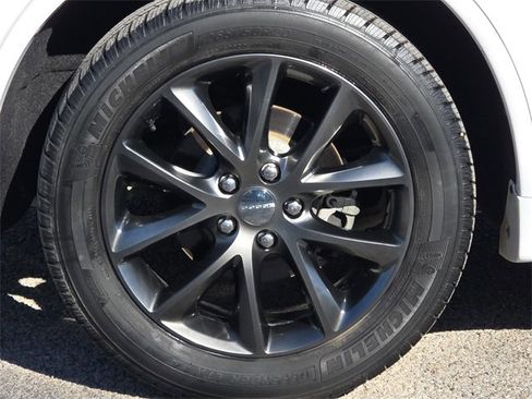 Used 2018 Dodge Durango GT image 9