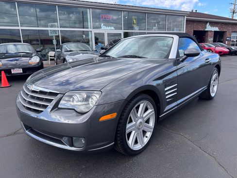 Used 2005 Chrysler Crossfire Limited RWD image 23