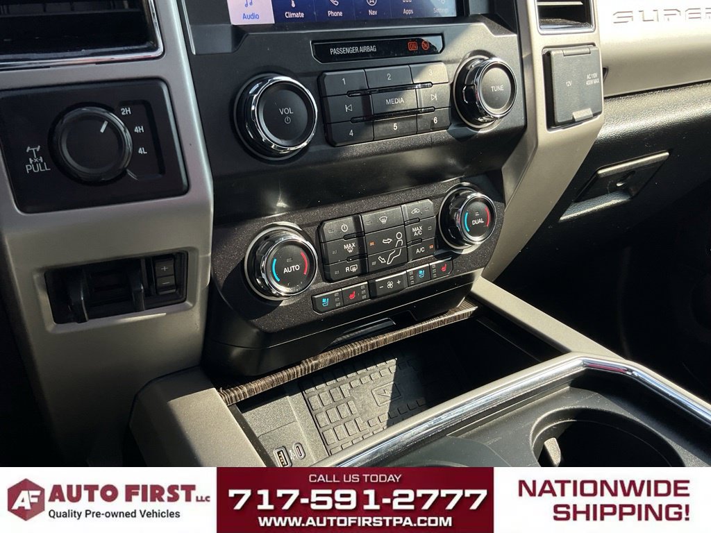 Used 2021 Ford F350 Lariat w/ Lariat Ultimate Package AWD/4WD image 37