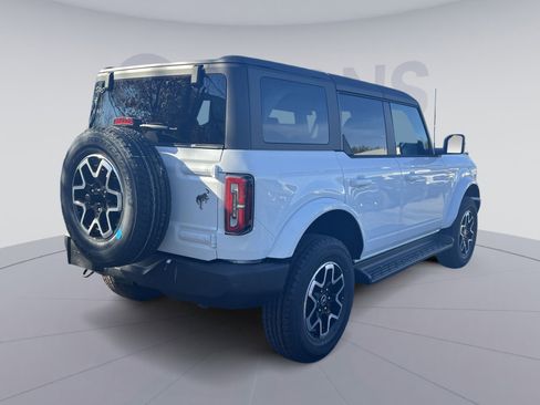 New 2025 Ford Bronco Outer Banks image 7