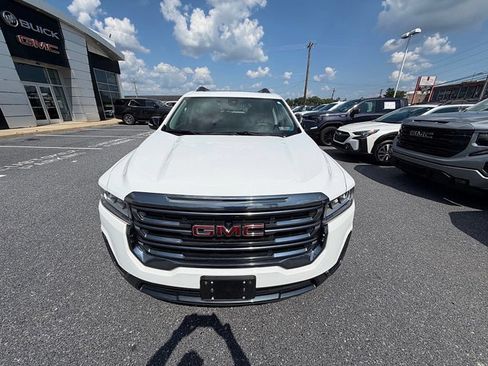 Certified 2023 GMC Acadia AT4 AWD/4WD image 9