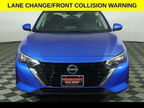 Used 2024 Nissan Sentra SV FWD image 7