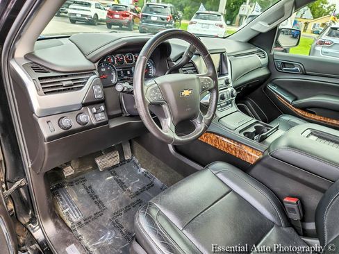 Used 2017 Chevrolet Tahoe Premier AWD/4WD image 10
