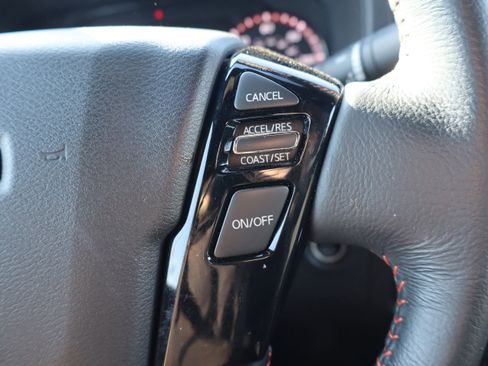 Used 2024 Nissan Frontier PRO-4X w/ Off-Road Protection Package image 16