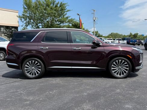 Used 2024 Hyundai Palisade Calligraphy FWD image 9