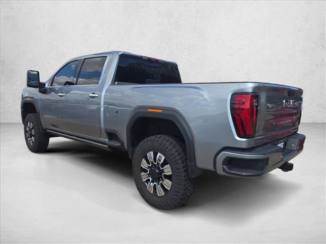 Used 2025 GMC Sierra 2500 Denali w/ Denali Reserve Package AWD/4WD image 7
