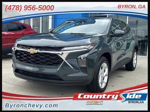 New 2026 Chevrolet Trax LS w/ LS Convenience Package image 1
