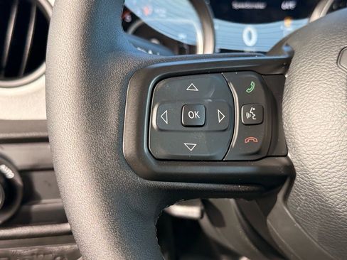 New 2025 Jeep Gladiator Sport image 12