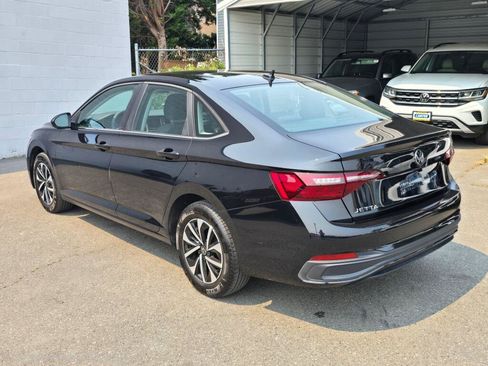Used 2022 Volkswagen Jetta S FWD image 5