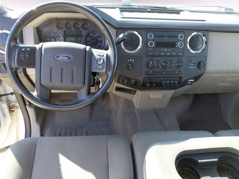 Used 2010 Ford F250 XLT image 33