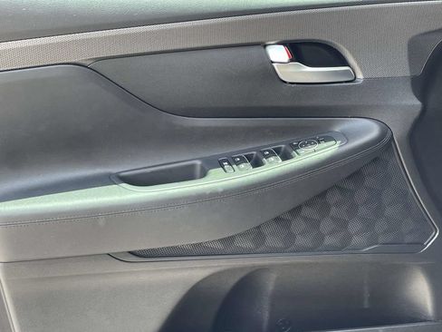 Used 2019 Hyundai Santa Fe SE AWD/4WD image 13