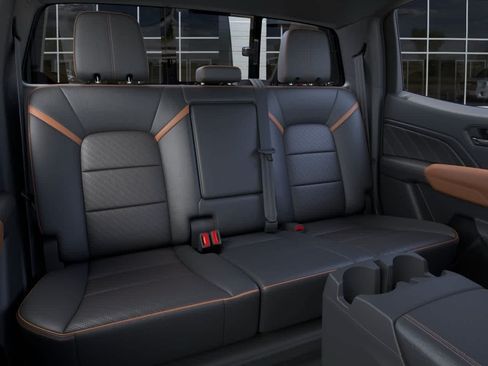 New 2026 GMC Canyon AT4 w/ Nightfall Edition AWD/4WD image 17