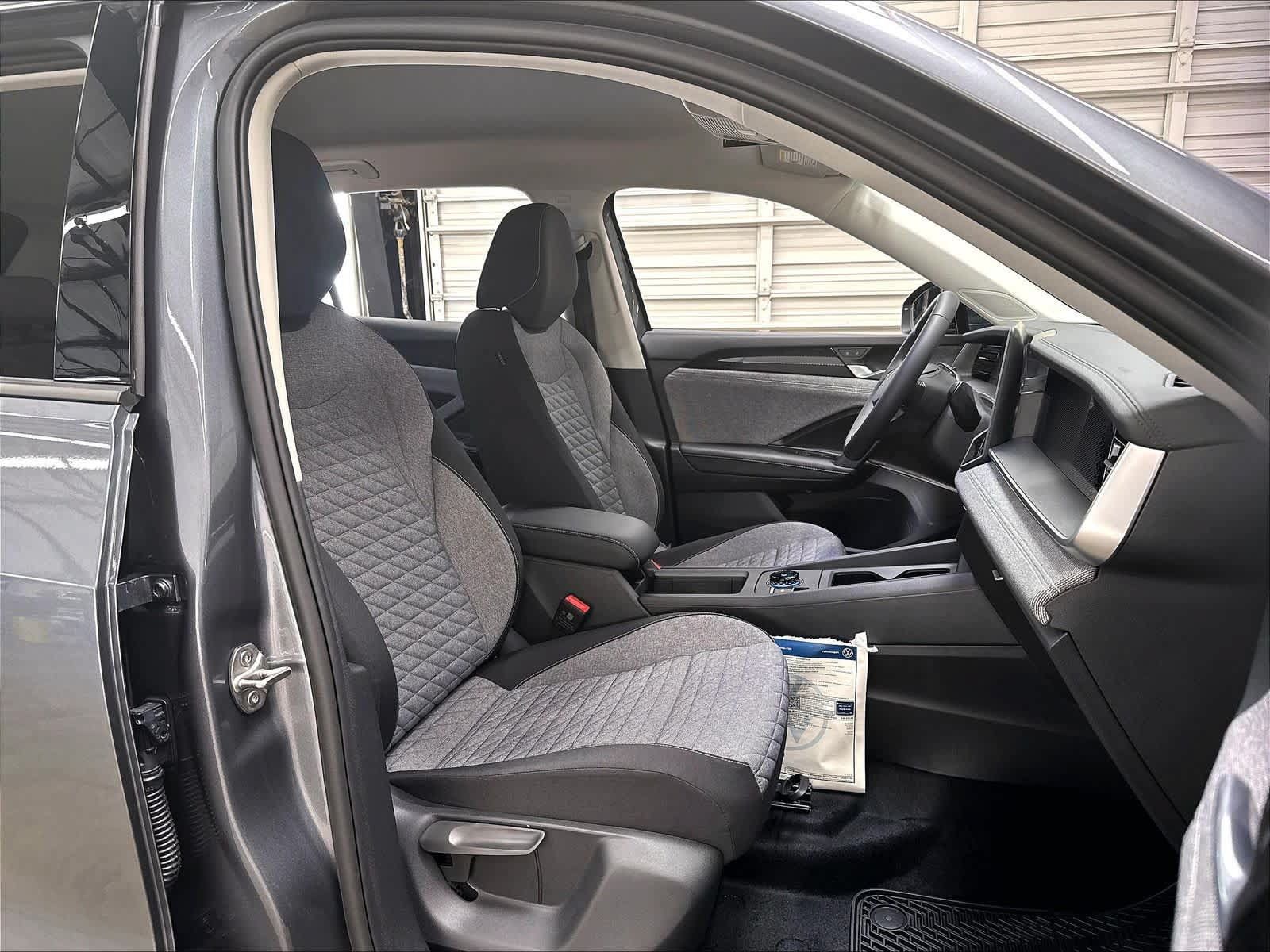 New 2026 Volkswagen Tiguan S FWD image 10
