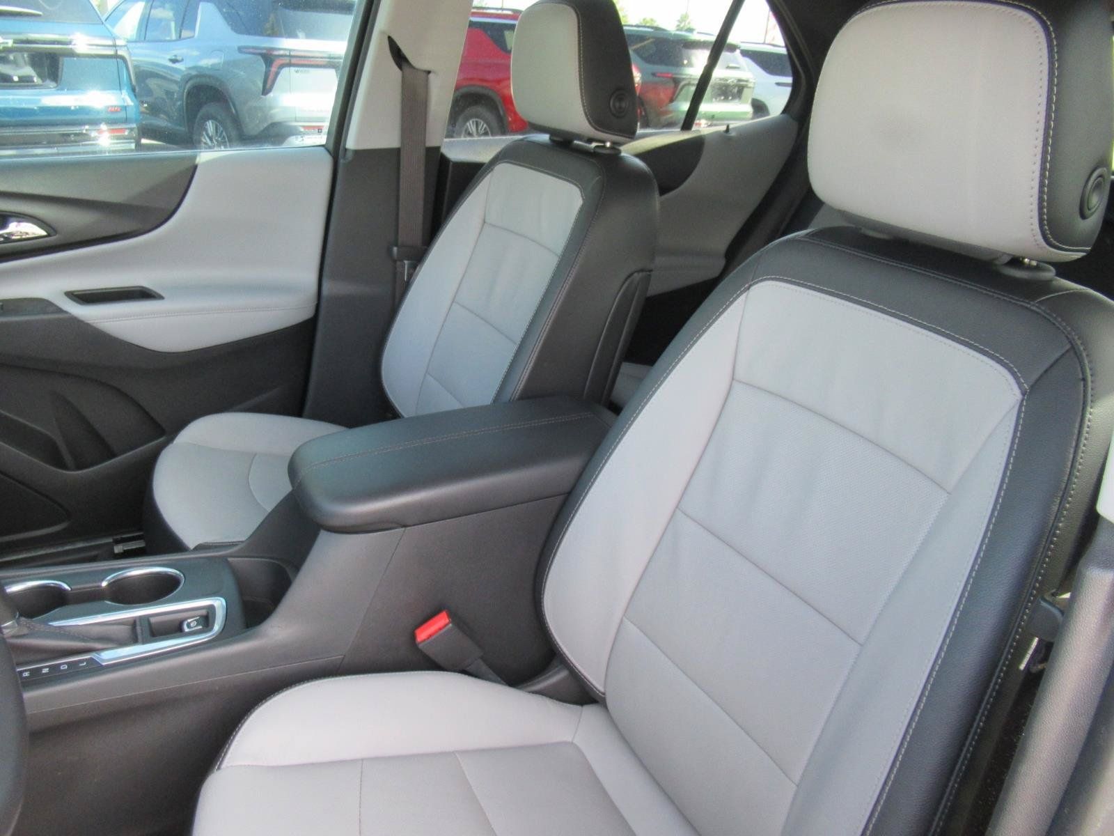 Used 2020 Chevrolet Equinox Premier FWD image 20