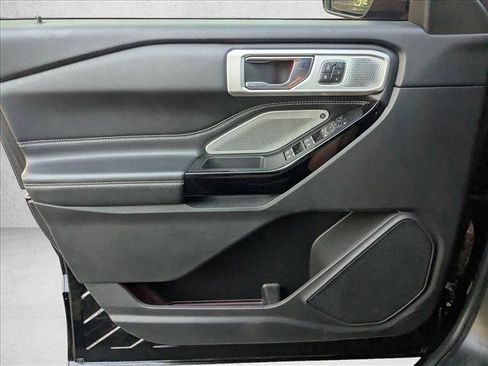 Used 2022 Ford Explorer ST w/ Equipment Group 401A image 14