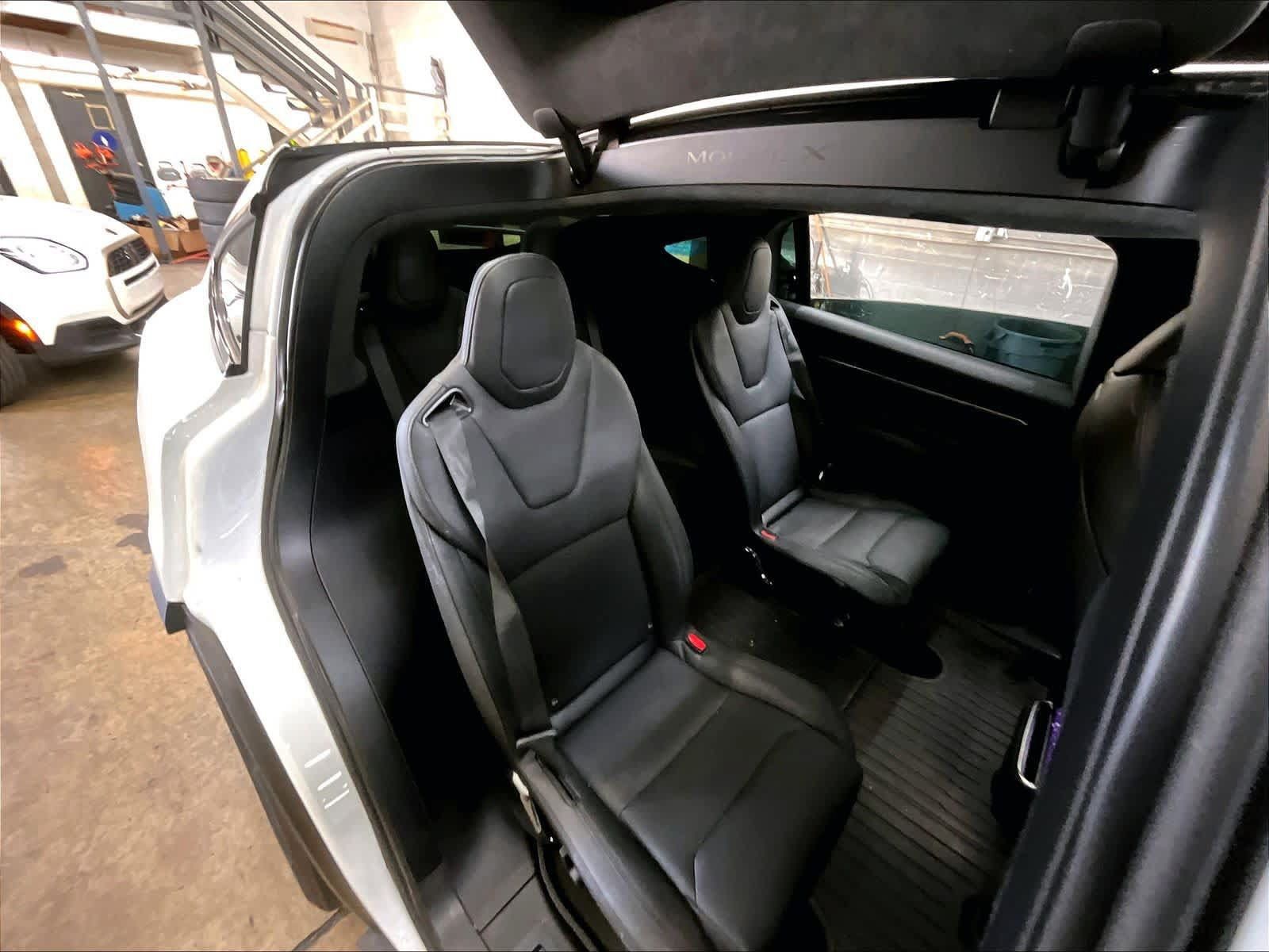 Used 2022 Tesla Model X AWD/4WD image 27