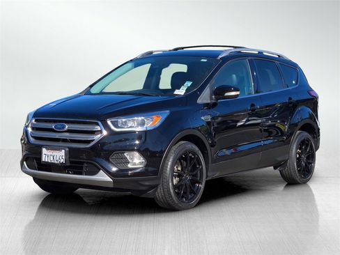 Used 2017 Ford Escape Titanium w/ Equipment Group 301A image 8