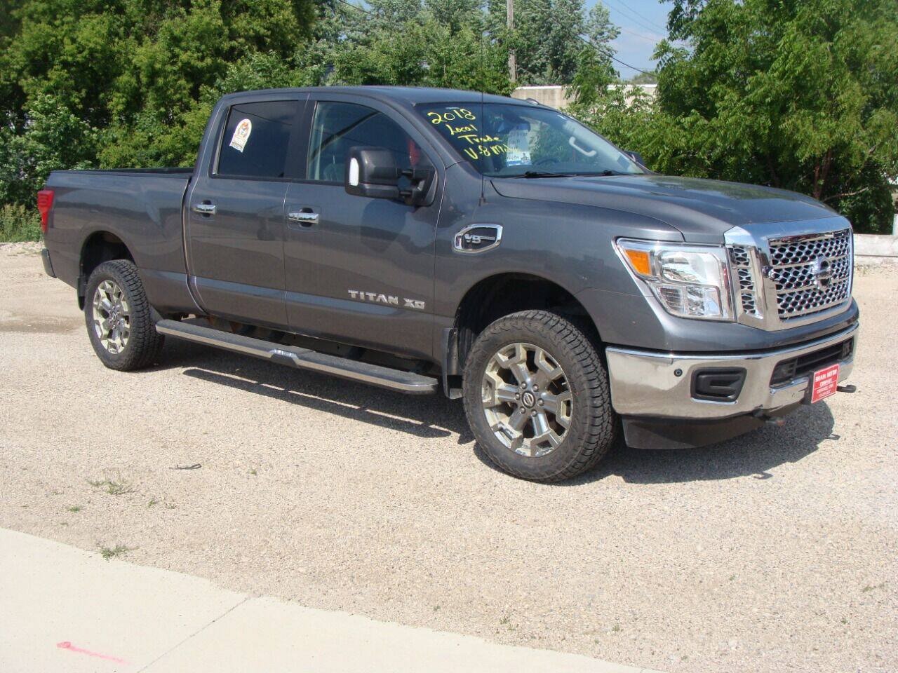 Used 2018 Nissan Titan SV w/ SV Convenience Package AWD/4WD image 4