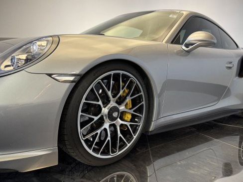 Used 2014 Porsche 911 Turbo AWD/4WD image 23