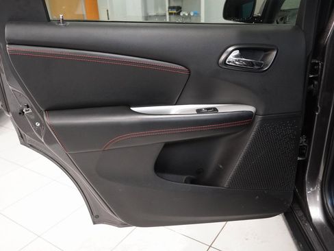 Used 2019 Dodge Journey GT image 24