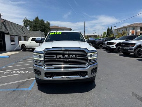 Used 2019 RAM 3500 Laramie AWD/4WD image 2