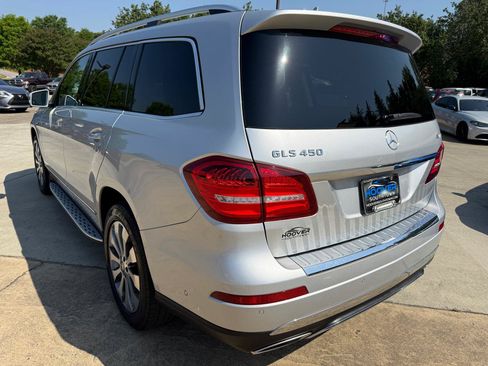 Used 2017 Mercedes-Benz GLS 450 4MATIC image 4