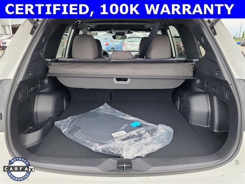 Used 2025 Subaru Forester Premium image 6