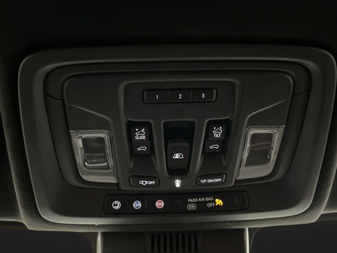 Used 2024 GMC Sierra 2500 Denali Ultimate AWD/4WD image 34