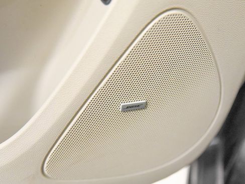 Used 2014 Chevrolet Volt Premium w/ Premium Trim Package image 17