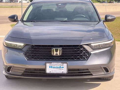 Used 2023 Honda Accord EX image 7