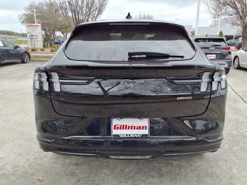 Used 2024 Ford Mustang Mach-E Premium image 24