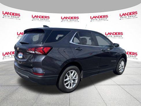 Used 2022 Chevrolet Equinox LT FWD image 3