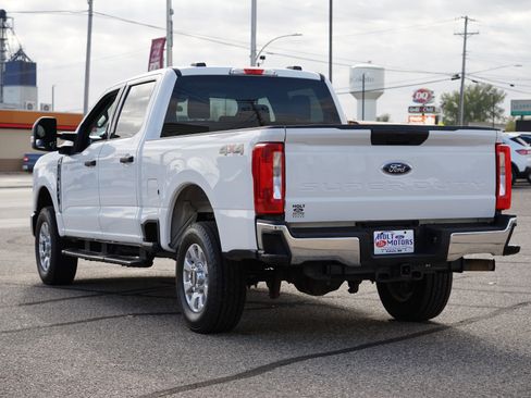 Used 2024 Ford F250 XLT image 6