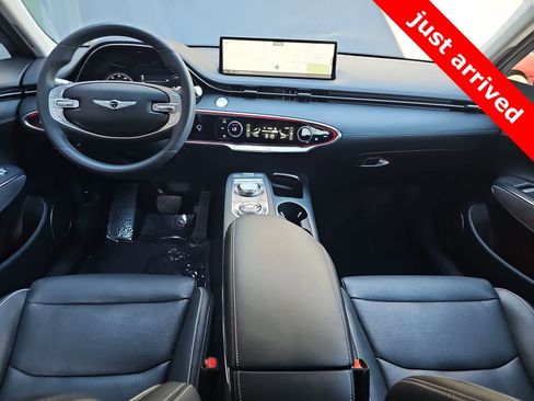 Used 2023 Genesis GV70 2.5T w/ Advanced Package image 14