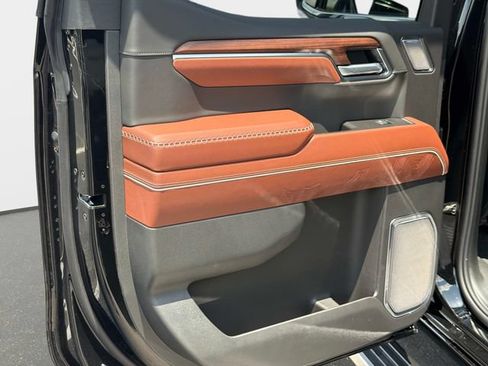 New 2026 GMC Sierra 1500 Denali Ultimate AWD/4WD image 11