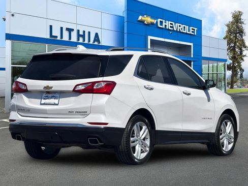 Used 2019 Chevrolet Equinox Premier AWD/4WD image 2