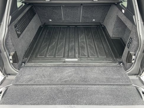 Used 2021 Land Rover Range Rover Westminster Edition image 34