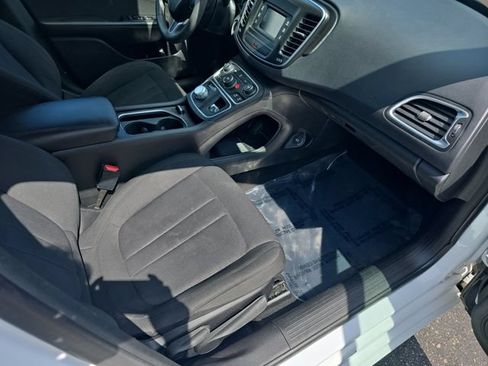 Used 2016 Chrysler 200 LX FWD image 14
