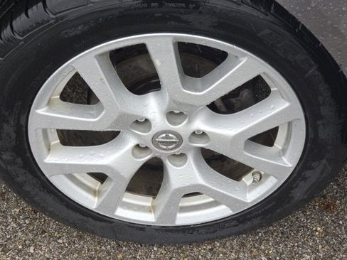 Used 2012 Nissan Rogue SL image 8